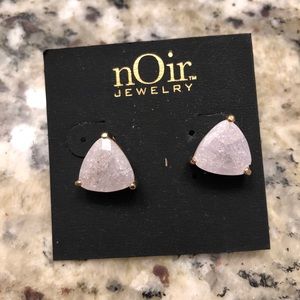 NWT Noir Crackle post earrings
